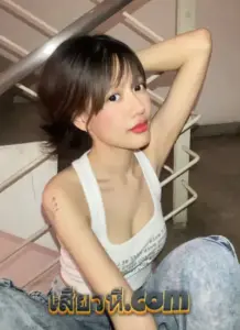 คลิปหลุด valnie24 น้องอานา Onlyfans สาวสวยนอนบ้านเพื่อน ขึ้นขย่มควยเย็ดสด-img