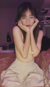 คลิปหลุด yourLoliipop โลลิป็อป onlyfans จัดบนโซฟา-img